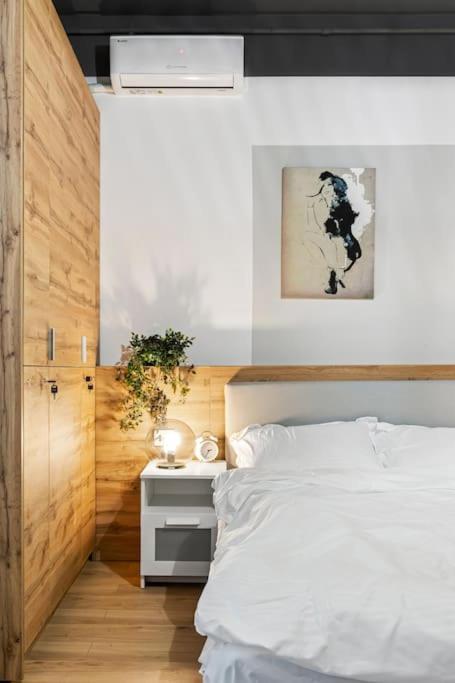 Old Town Cozy 321